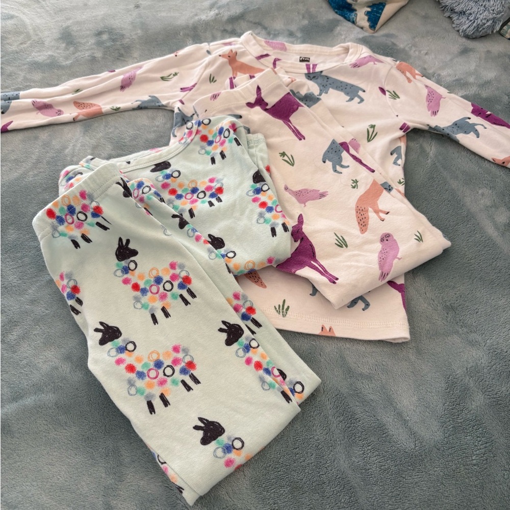 Tea Collection Multicolor Animal Print Pajama Set